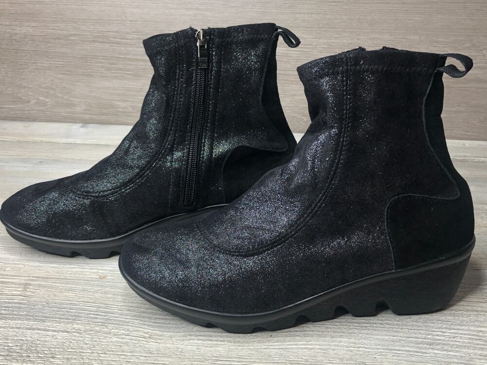 Bernie Mev Women's black sparkly Boots with Side Zipper Closure 40